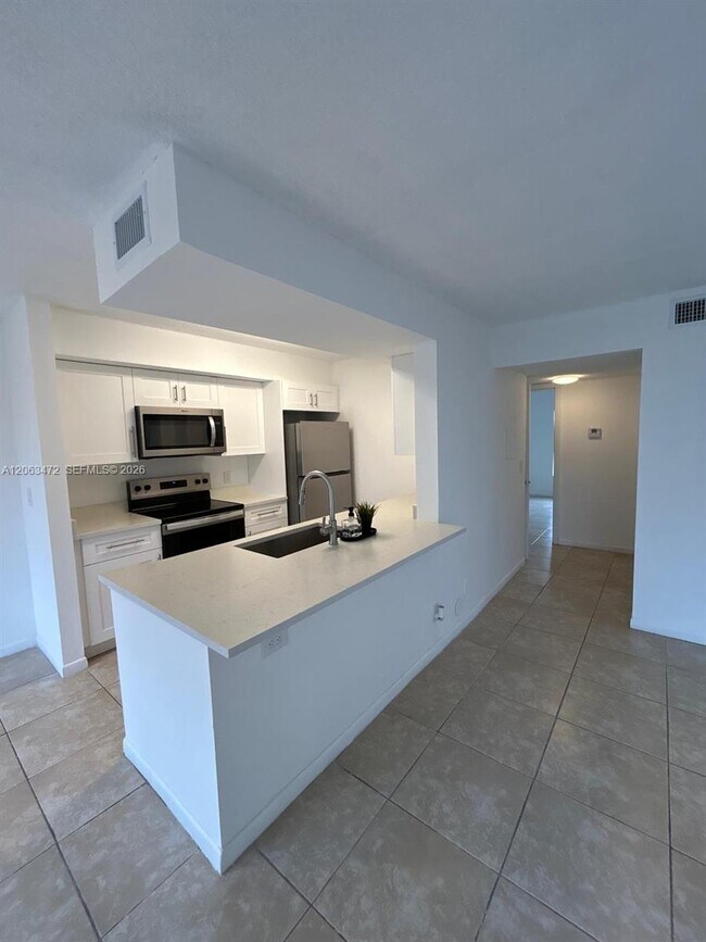 Photo - 815 Boynton Beach Blvd Unidad 5-103