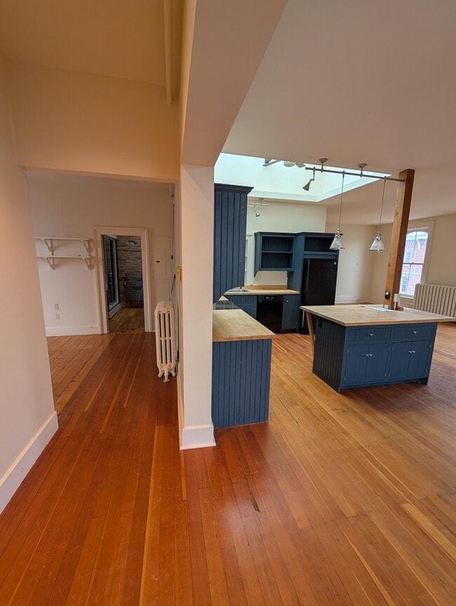 Photo - 332 Main St Unidad 3rd