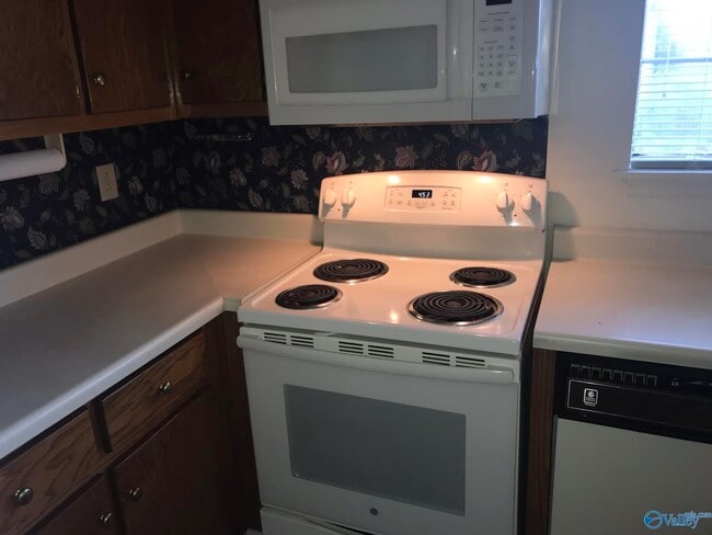 Photo - 1155 Old Monrovia Rd NW Unit 9_D