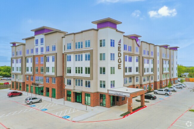 The Edge on Washington - The Edge on Washington