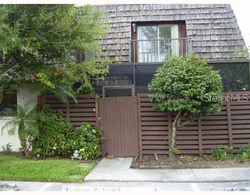 Building Photo - 15235 W Pond Woods Dr