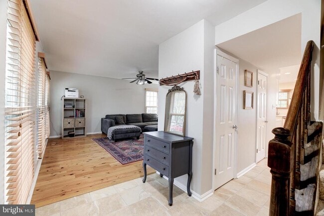 Photo - 22 Newland Ct