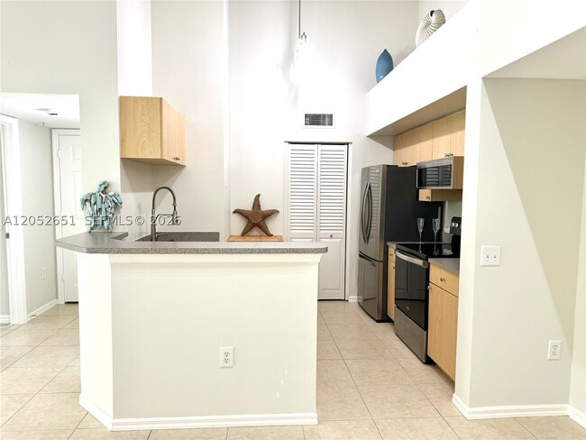1020 Villa Cir Unit 1020