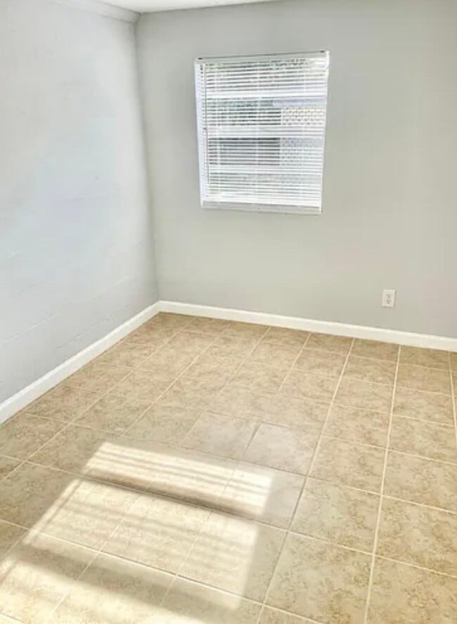 Photo - 7800 Empire Avenue