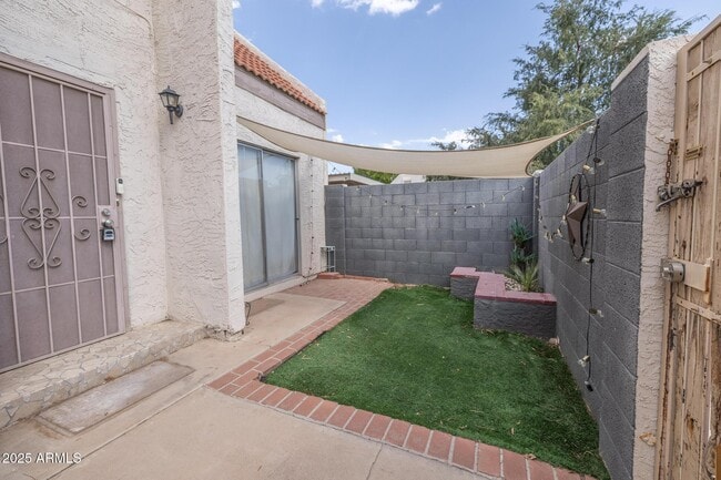 Photo - 1342 W Emerald Ave