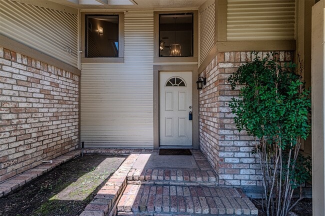 Building Photo - 18506 Creekfield Ct