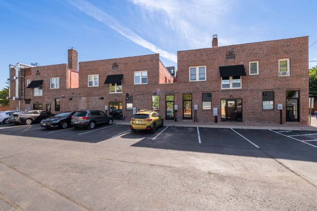 Photo - 245 Snelling Ave S