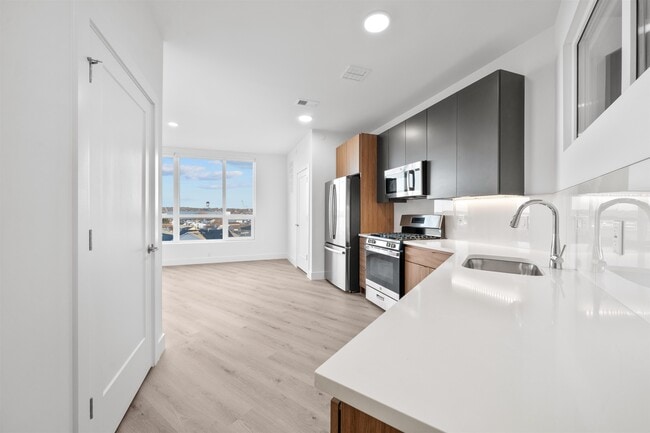 Photo - 17 Ave E Unit 201