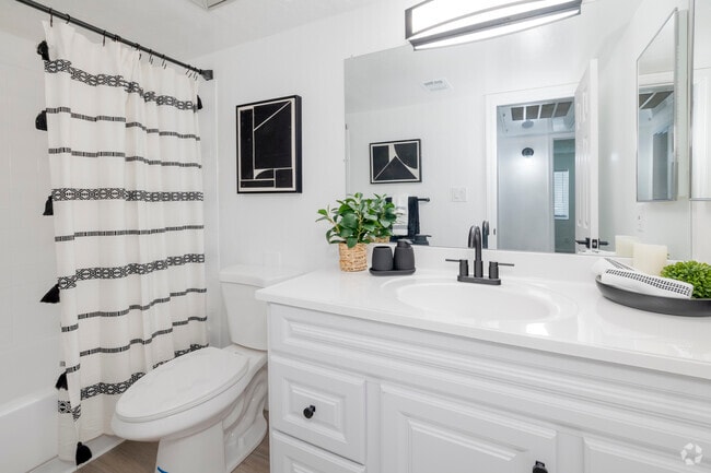 Renovated 1BR, 1BA - 625 SF - Bathroom