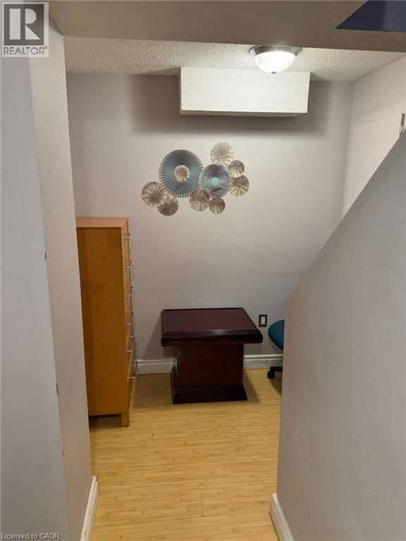 Photo - 49 Starview Crescent