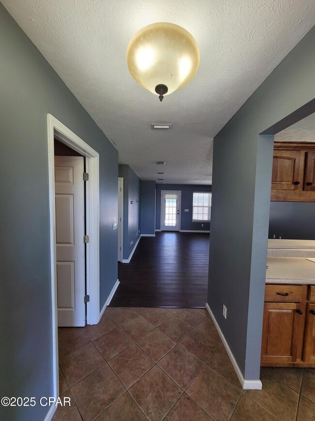 Photo - 276 Orinda St