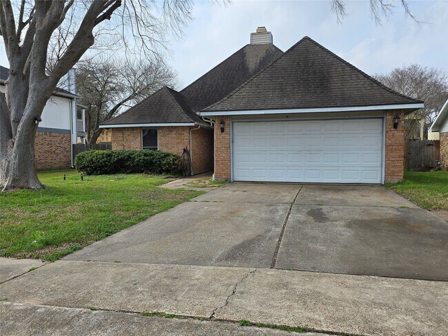 Photo - 1818 Pine Hollow Dr