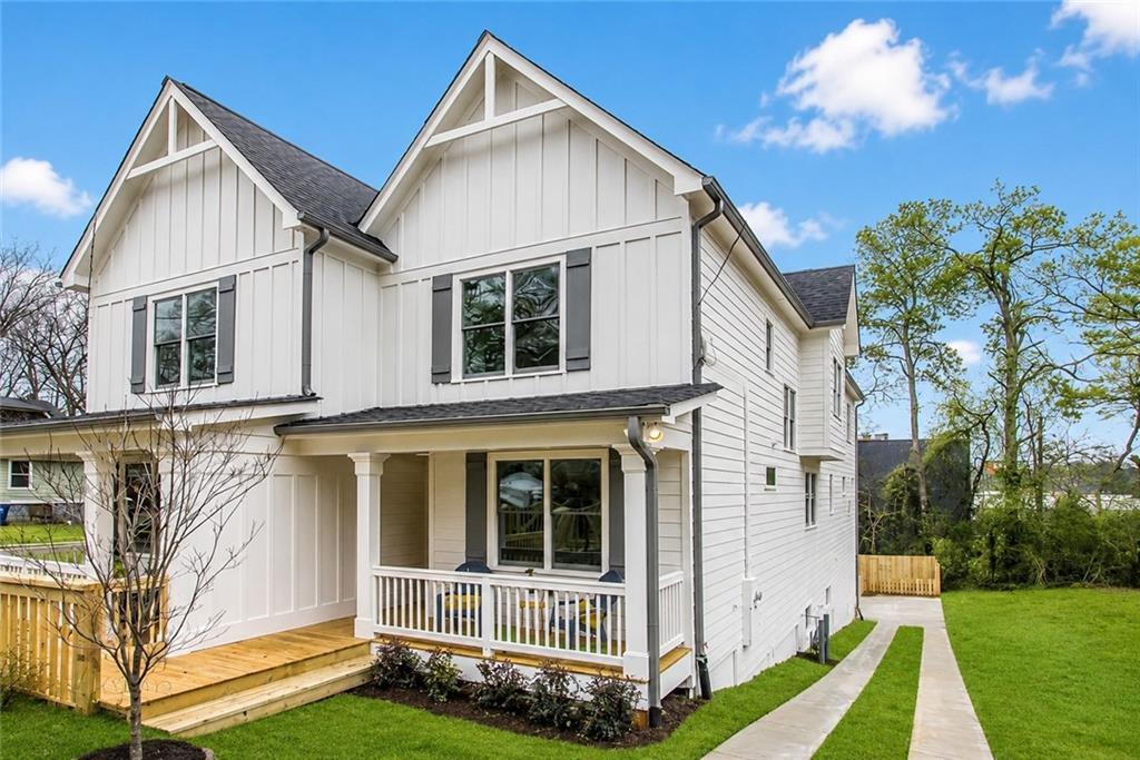 Photo - 254 Lamon Ave SE