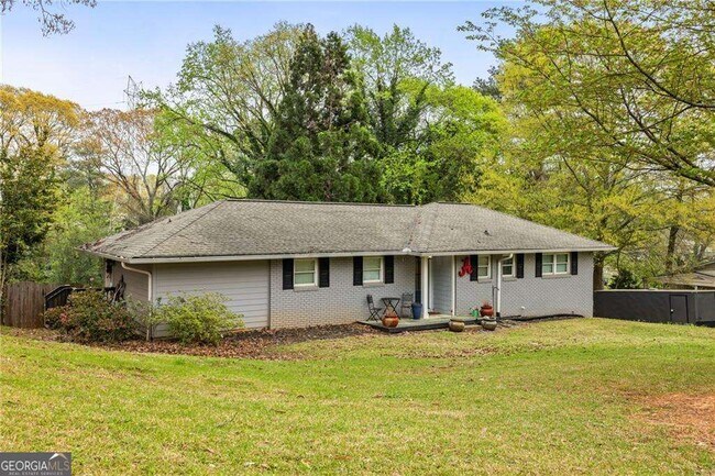 Photo - 2341 Elmwood Cir SE