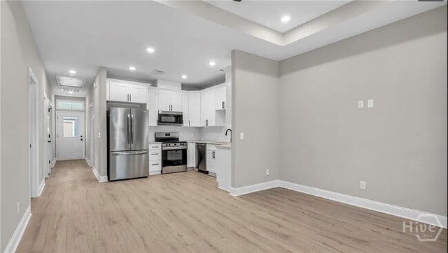 Photo - 1019 W 35th St