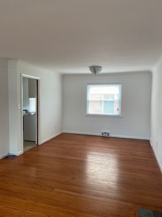 Photo - Birmingham Two Bedroom Flat