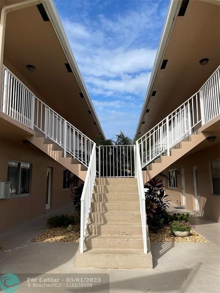 Photo - 2753 NE 28th St Unidad 9E Rental