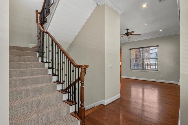Photo - 205 N Geary Ave