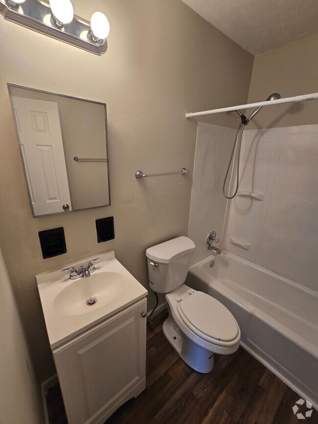 Building Photo - 55 S Hague Ave Unit A Rental