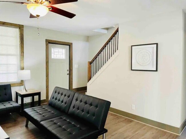 Photo - 527 S Hamilton St