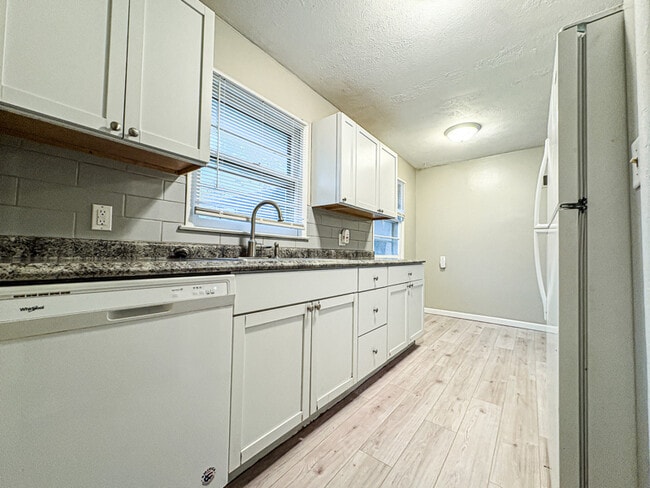 Photo - 5618 Huntington Ave