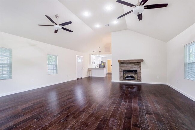 Photo - 7511 Carver Ave