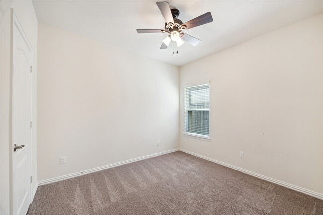 Photo - 205 Brookwood Park Ln