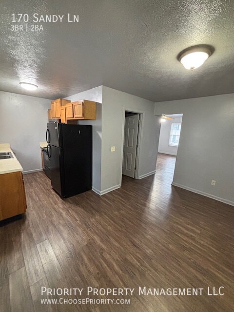 Photo - 170 Sandy Ln