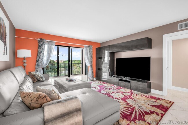 Photo - 14475 Strathmore Ln Unit 602