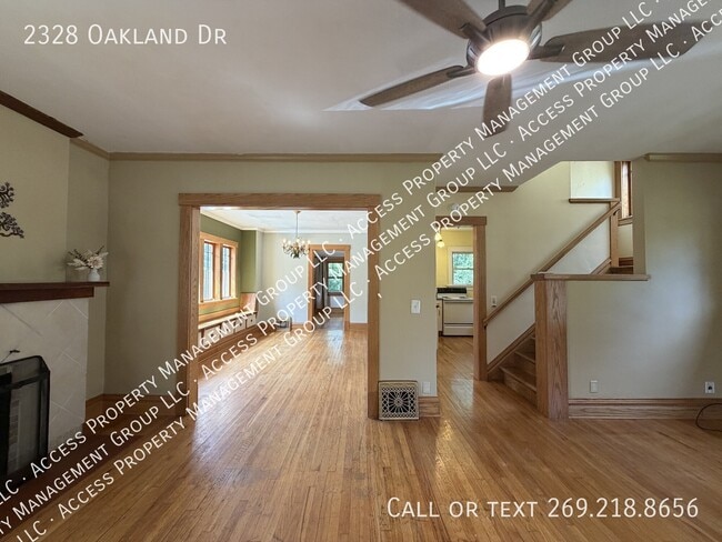 2328 Oakland Dr