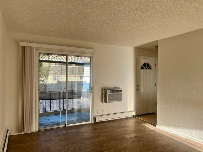 Photo - 1 bed Condo Available in SouthWest Denver! Top Floor! Unit E