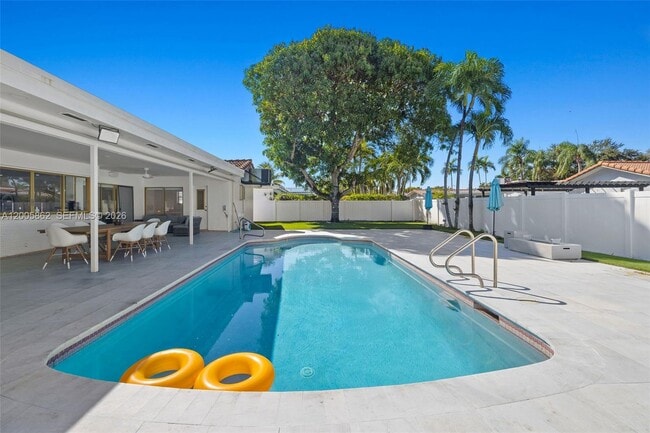 Building Photo - 3460 N 46th Ave