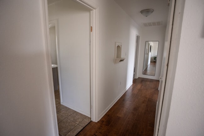 Photo - 1559 Parr St House