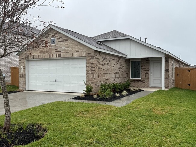 Building Photo - 2418 Imperial Jade Dr