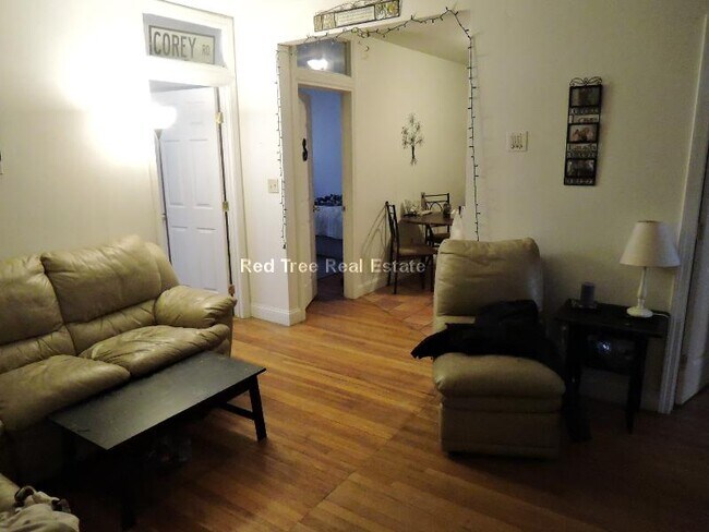 Photo - 27 Egremont Rd Unit 1