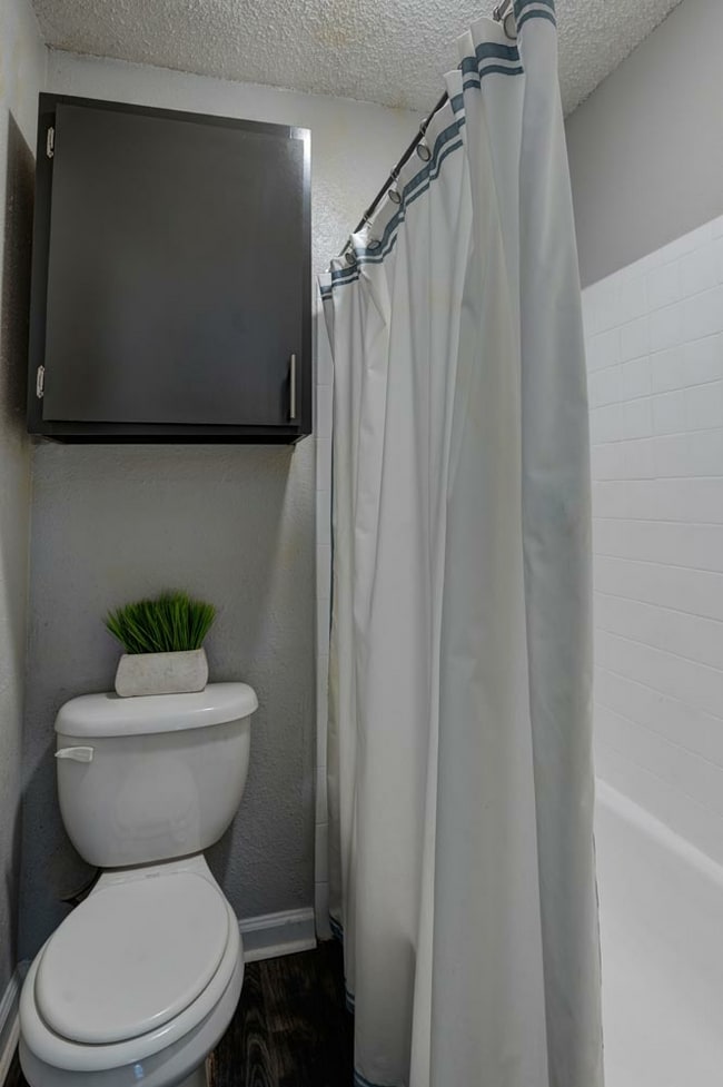 Mosaic Apartments For Rent in Pasadena, TX