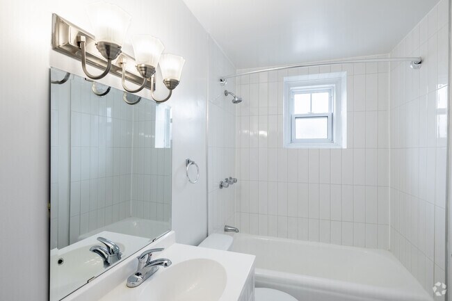 1BR,1BA - Coolbrook & Cote Saint-Luc