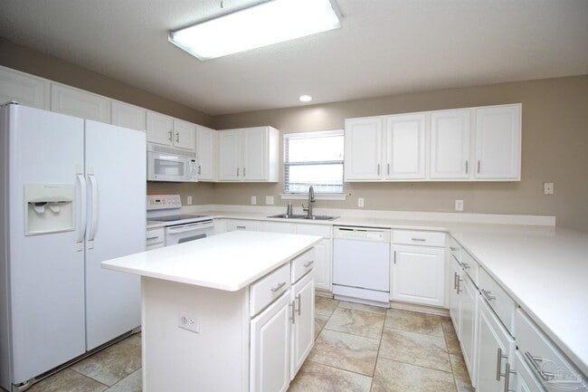 Photo - 2007 Marquesas Ln