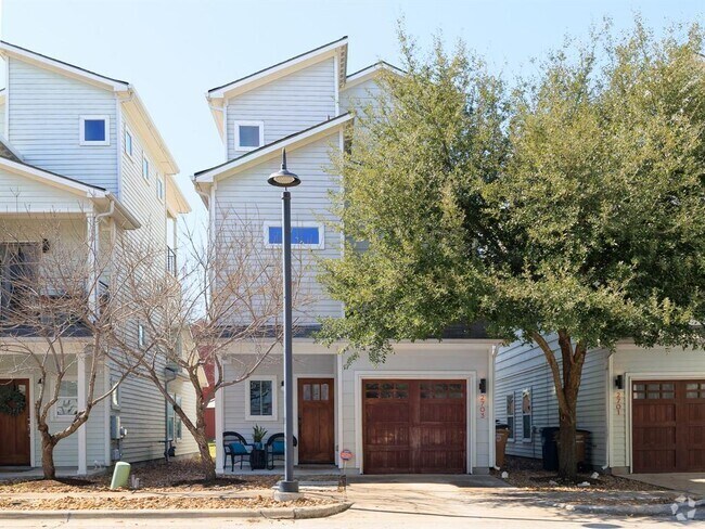 Building Photo - 2703 Halcyon Dr Unit Eight Rental