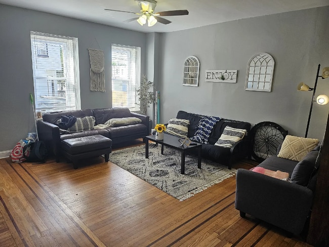 Photo - 214 Hermitage St