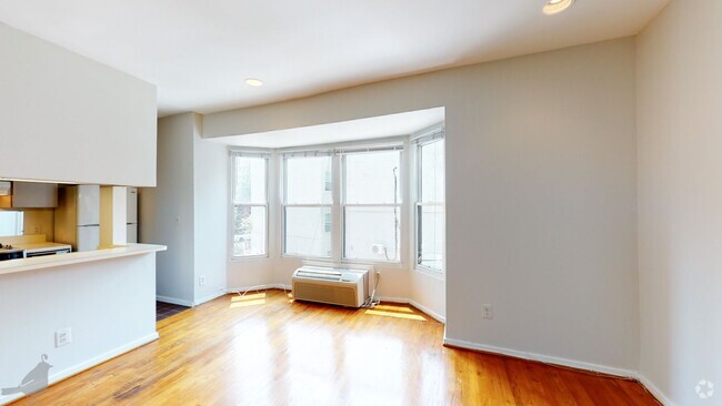 Building Photo - Stylish Studio in Adams Morgan! Amazing Lo... Rental