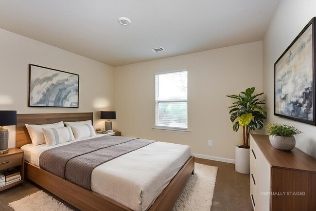 Photo - 154 Innis Brk Cir