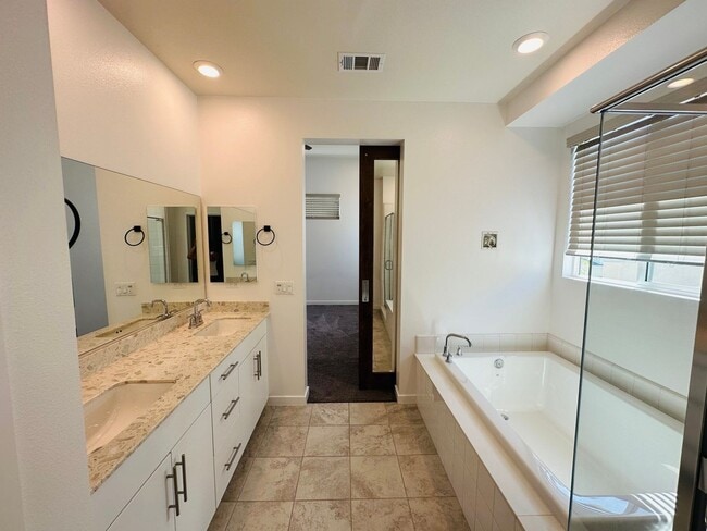 Photo - 1835 Vesta Dr
