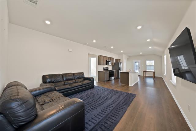 Photo - 3114 Pr Hl Grv