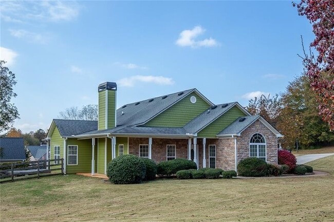 Photo - 300 McKendree Ct