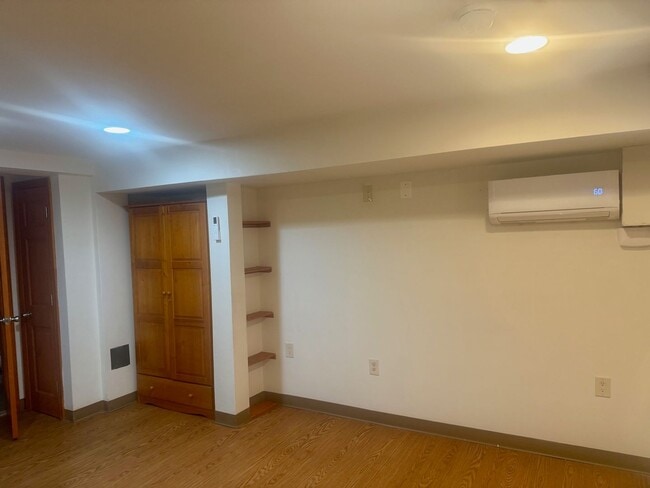 Photo - 1405 Whittier St NW Unit 6