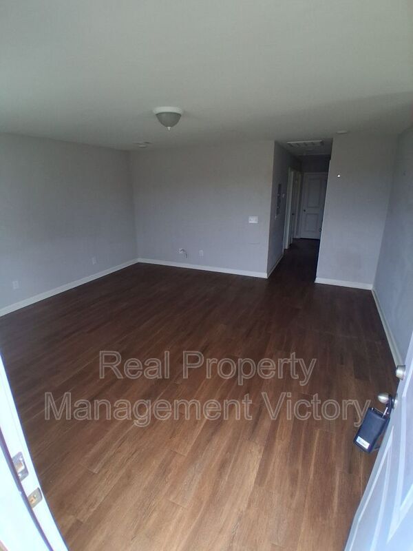 Photo - 3017 3rd Pl E