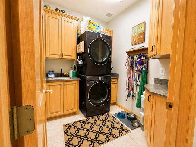 Photo - 13904 Shoreside Ct