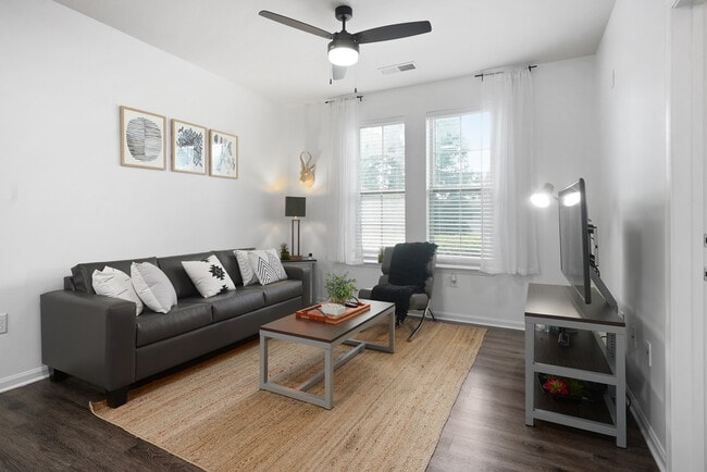 Photo - Millennium One