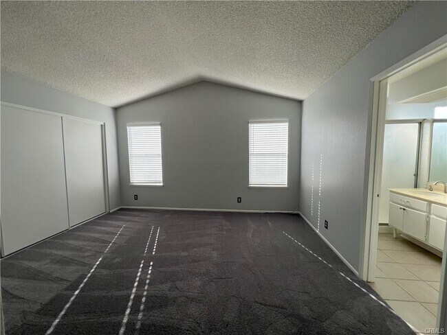 Photo - 44017 Kirkland Ave